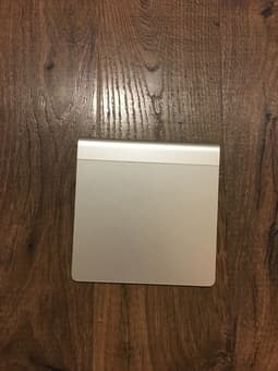 Apple Magic Trackpad +  Keyboard 3