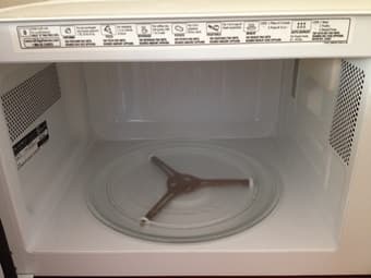 Ge Microwave 0.7 Cu. Ft., $60 OBO 2