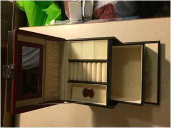 Jewelry box, hand grip, epilator, razor blade 2