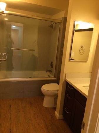 $2900 (800ft2) Beautiful 1br- close to campus and Cal ave! 3