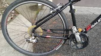 2012 Raleigh Misceo 1.0 with a U-lock 1