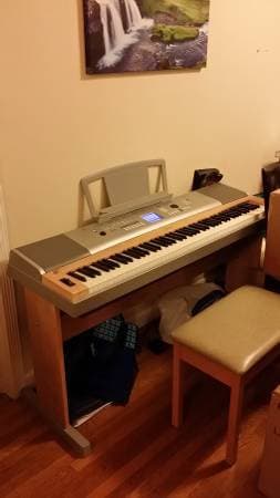 Yamaha DGX620 Portable Piano - $550 1