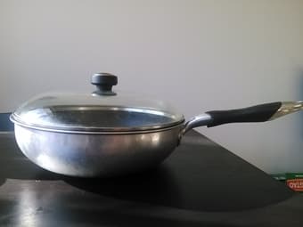 Wok with lid, gray  $15 1