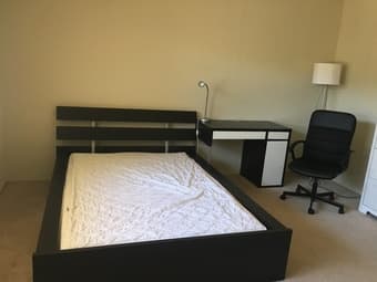 $1250 Furnitured bedroom for female roommate (mountain view) 1