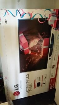 LG LN51 LED 50 inch TV, 120 Hz, HD for 500$ 2