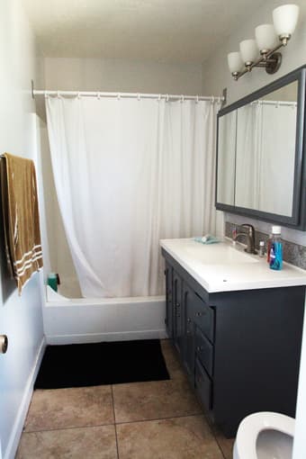 $900 - Shared room right next to on campus housing 3