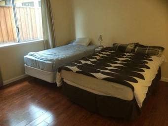 Palo Alto - master bedroom in 3BR + bath + closet, 5 min from Stanford 2