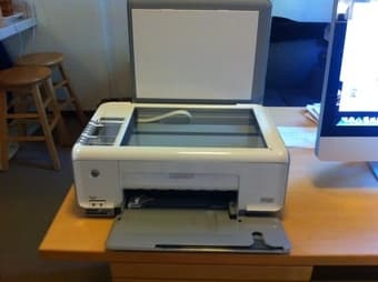 HP PHOTOSMART C3180 All-in-One PRINTER, SCANNER, COPIER - $60 1