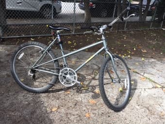 Women's Bicycle for sale $100 2
