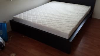 King size bed $200 1