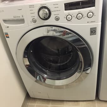 LG washer (4 cu ft) and dryer (7.3 cu ft) (fits in EV family housing) 2