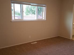 305 College Avenue # FL 2ND, Palo Alto, 3 beds 2 baths 1,200 3