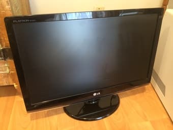 Dell XPS 8300 Desktop + 24' LG LED LCD - 3.4Ghz / 8Gb /  $850 3
