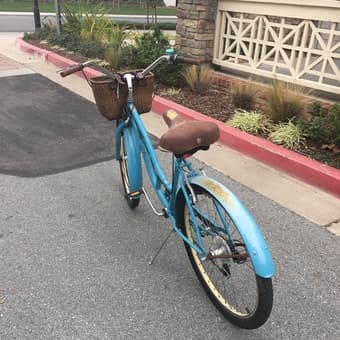 Women's City Bike - 120$ includes basket, lights and U-lock 2