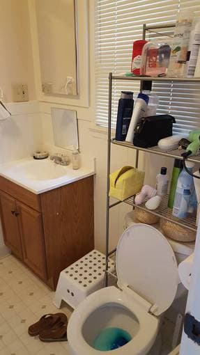 Room available in Menlo Park ($1300/ month) 3
