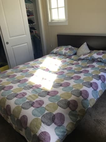 Moving Sale! Queen Size Bed (frame and mattress) - 300$ 1