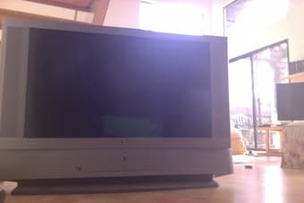 Sony Grand WEGA KDF-42WE655 42-Inch LCD Projection TV, ($20) 1