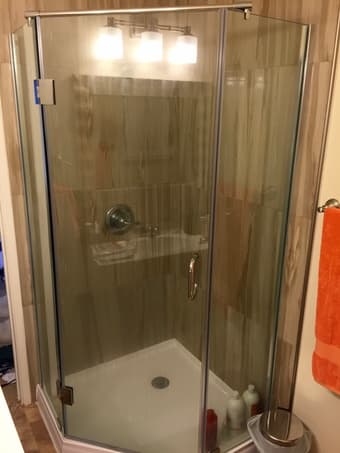 Large 1Bd / 1Ba master suite by San Antonio Shopping Center & Caltrain 3