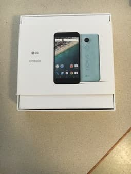 nexus 5x mint condition @320 obo 1