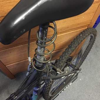 Selling Jamis Xtrail 3.0 with seat, wheel lock & new tires,brake,seat 2