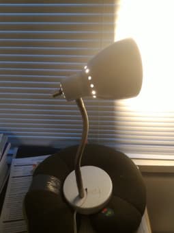 Desk Lamp (  5$ ) 1