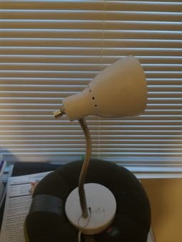 Desk Lamp (  5$ ) 2