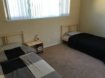 Mountain View Shopping Center-2b1b-找室友-$1300/月 (30Mar-30April) 1