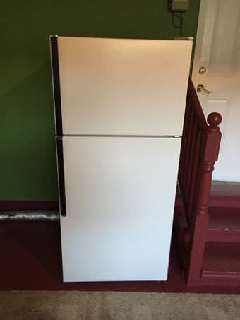 $98 - Kenmore white refrigerator 1