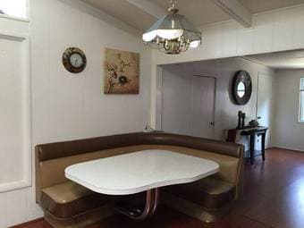 $950 - Spacious 2 story home - looking for young professionals roomate 3
