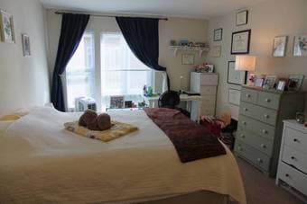 Remodeled Home with Sunroofs, 2 bdrm/1.25 baths in Redwood City $2795 3