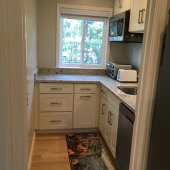 Brand New Room In 4 Minute Walking Distance to Stanford – Female Only 3