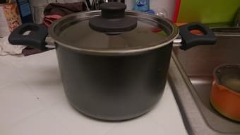 various kitchen items for sale 2