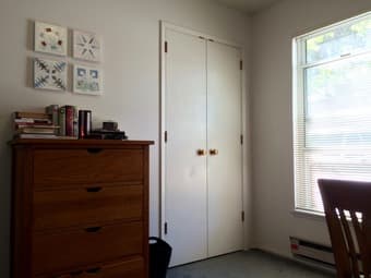 Summer Sublet: Rains 2BR (June - September, dates flexible), $1000/m 2