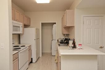 1 bed/1 bath in 2B/2B, washer/dryer in unit, Mountain View 2