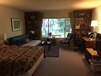 $1400 JUNE SUBLET: Furnished 1BR in 6BR House on Stanford Golf Course 1