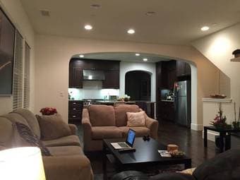 Sublet available in a beautiful townhouse in Mountain View 2