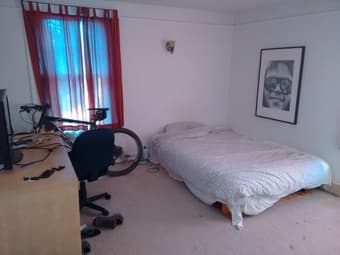 Spacious beedroom, private bathroom, 5 mins bike to Stanford 3/20-4/3 2