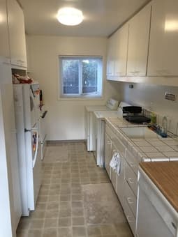1 bed/1 bath Escondido Village apartment for sublet $2007/month 3