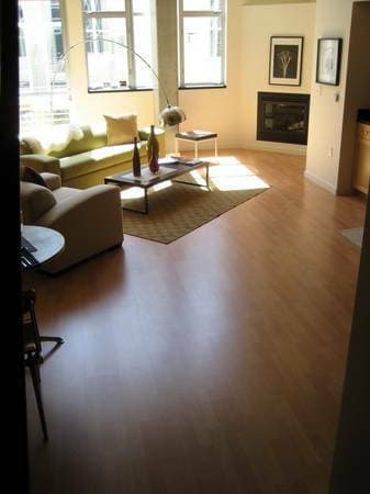 Two rooms available next to SF Caltrain from April 9th-30th ~$1000 1