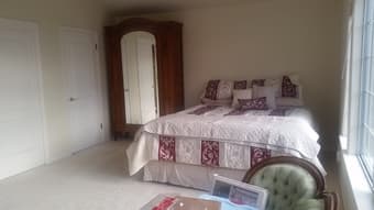 1 bedroom - west facing with views of the mountains 1