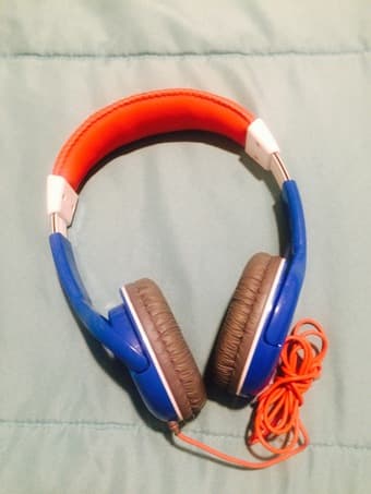 Kid headphone $5 1