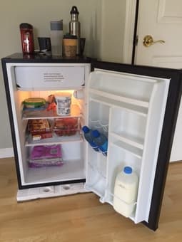 FRIDGE 1
