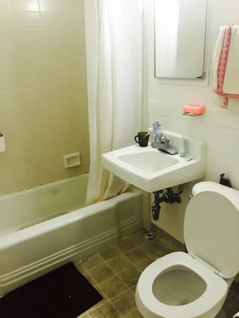 EV low-rise 2-bedroom house summer sublease (Jun 17 - Sep 17) 3