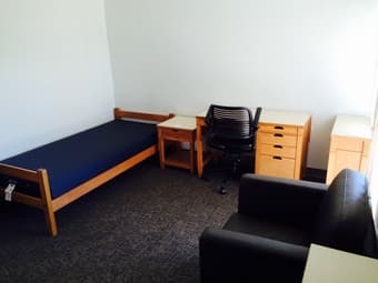 EV 2 bedroom efficiency one bath ($777/month) Mid June - Mid Sep 1