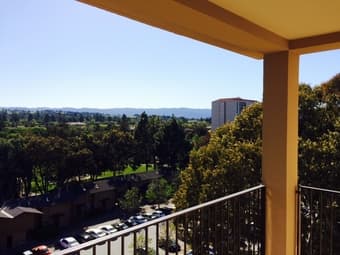 EV 2 bedroom efficiency one bath ($777/month) Mid June - Mid Sep 3
