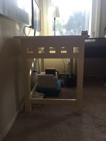 Great yellow desk for sale 45$, 24"x48"x29" 2