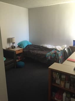 $777/month on campus room -available for summer quarter 1