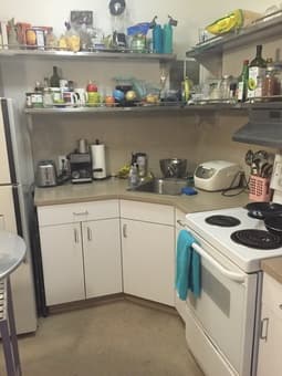 Graduate on-campus room available summer quarter $777/month 2