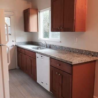 $2650, 2br/1ba Newly Remodeled, Cozy & Convenient Triplex in Palo Alto 1