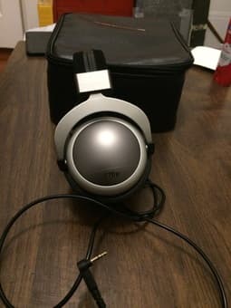 Beyerdynamic T70P closed over-ear headphones - $200 3